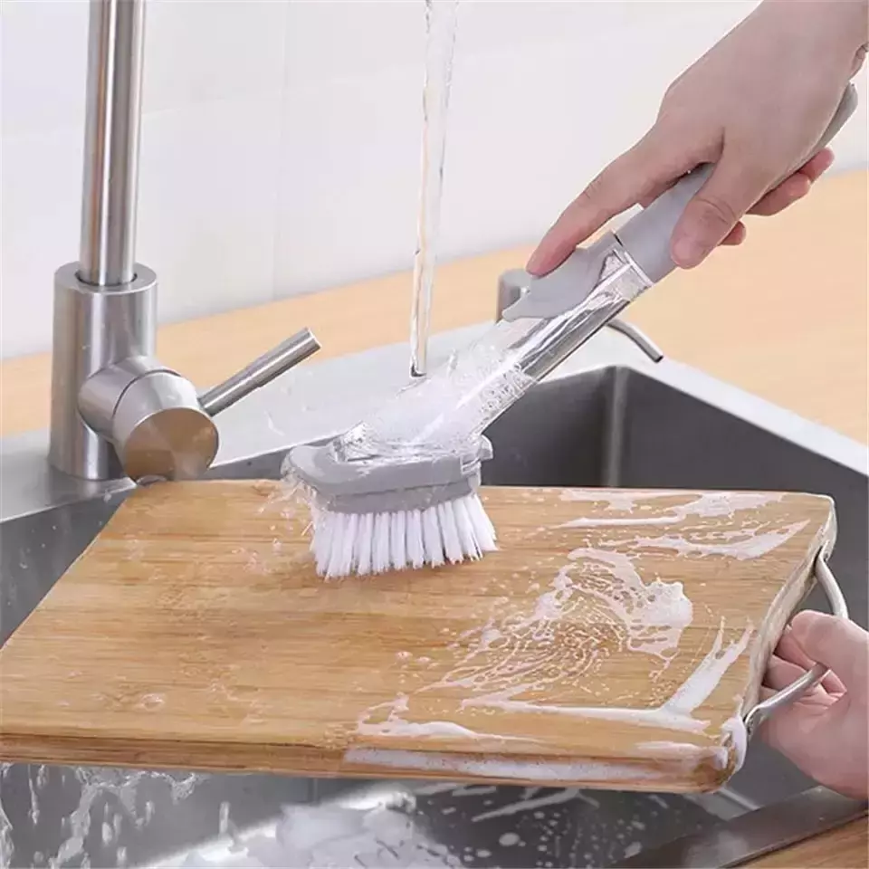 Cepillo Con Dispenser Multiuso